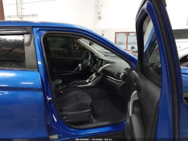 2020 MITSUBISHI ECLIPSE CROSS JA4AS3AA1LZ021439 Photo 4