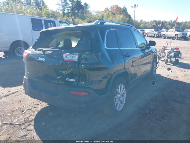 1C4PJMCB4HW545305 Jeep Cherokee Latitude 4x4