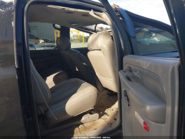 2001 GMC YUKON XL 1500 1GKFK66U71J253804 Photo 7