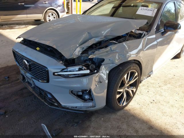 2024 VOLVO S60 7JRL12FK2RG318951 Photo 5