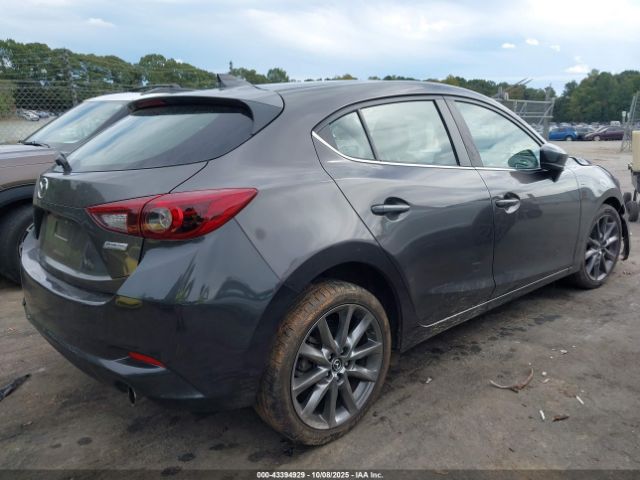2018 MAZDA MAZDA3 3MZBN1M32JM166486 Photo 3