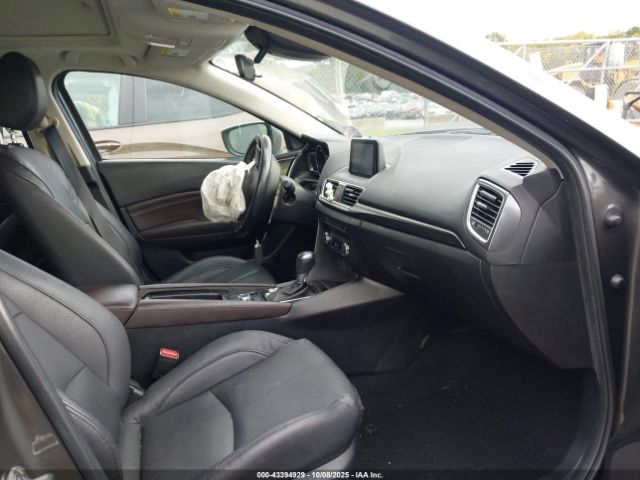 2018 MAZDA MAZDA3 3MZBN1M32JM166486 Photo 4