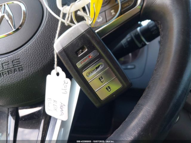 2019 ACURA RDX 5J8TC1H55KL008558 Photo 10