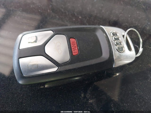 2018 AUDI A4 WAUDNAF41JA075835 Photo 10