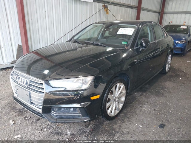 2018 AUDI A4 WAUDNAF41JA075835 Photo 1