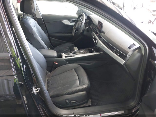 2018 AUDI A4 WAUDNAF41JA075835 Photo 4