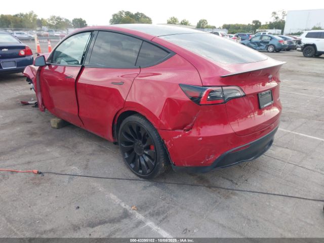 2021 TESLA MODEL Y 5YJYGDEFXMF072396 Photo 2