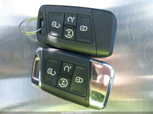 2022 VOLKSWAGEN ATLAS CROSS SPORT 1V2SC2CA7NC212544 Photo 10