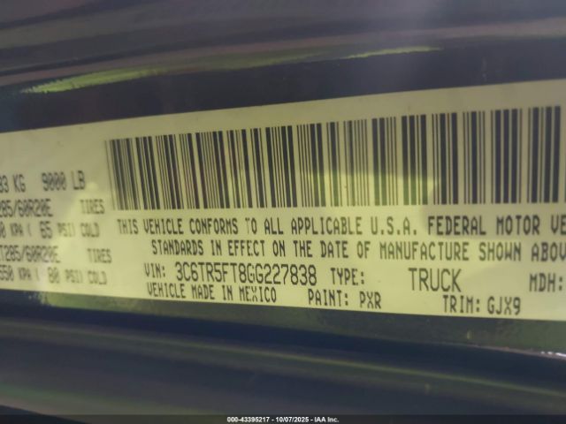 2016 RAM 2500 3C6TR5FT8GG227838 Photo 8