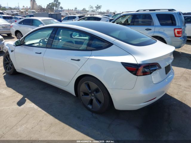 2021 TESLA MODEL 3 5YJ3E1EA6MF069661 Photo 2