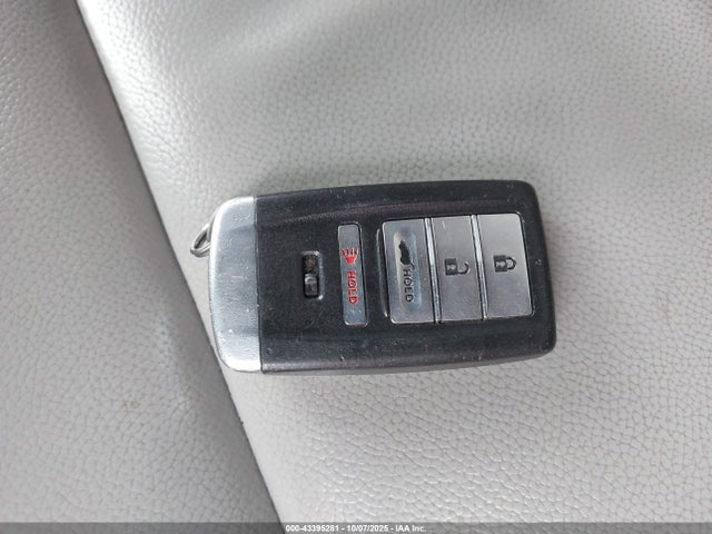 43395281 :رقم المزاد ، 5FRYD4H4XGB040182 vin ، 2016 Acura Mdx Technology   Acurawatch Plus Packages/technology Package مزاد بيع