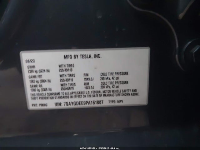 2023 TESLA MODEL Y 7SAYGDEE9PA161887 Photo 8