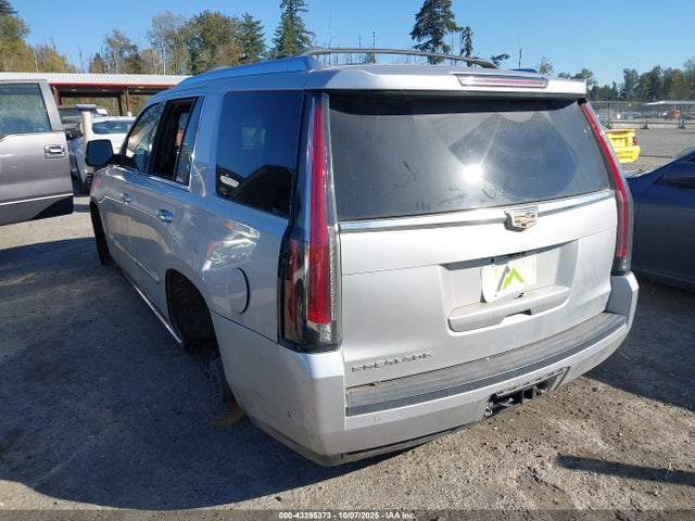 2017 CADILLAC ESCALADE 1GYS4DKJ3HR237075 Photo 2