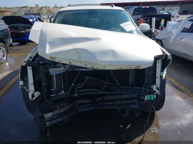 2010 CADILLAC ESCALADE 1GYUKAEF8AR112194 Photo 5