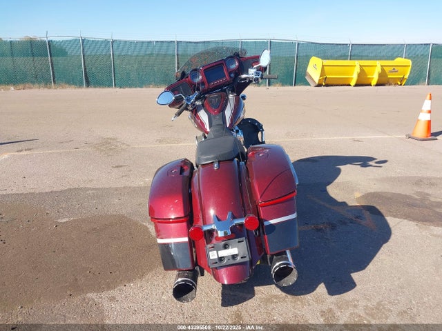 2024 INDIAN MOTORCYCLE CO. CHIEFTAIN 56KTCABB7R3431725 Photo 5
