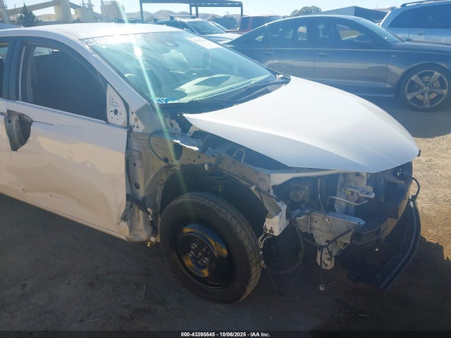 Toyota 2zr-fe 2018 2T1BURHE5JC005655 Image 6