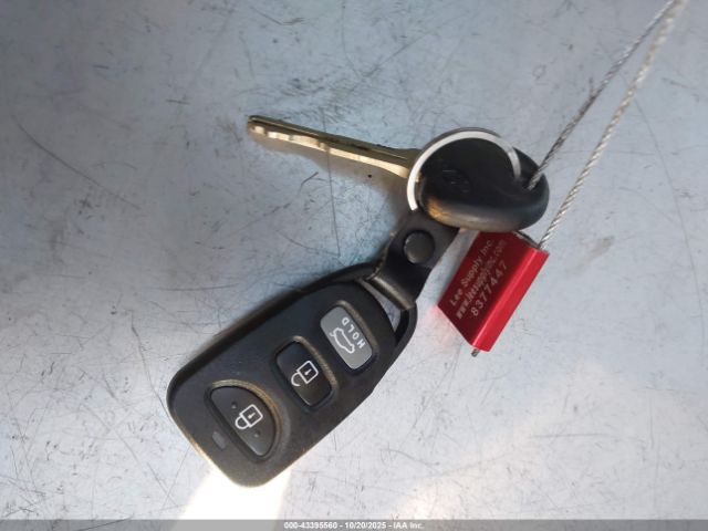 2019 HYUNDAI ELANTRA KMHD74LF1KU777654 Photo 10