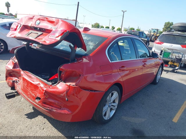 WBA8B9C54JEE83019 BMW 330I