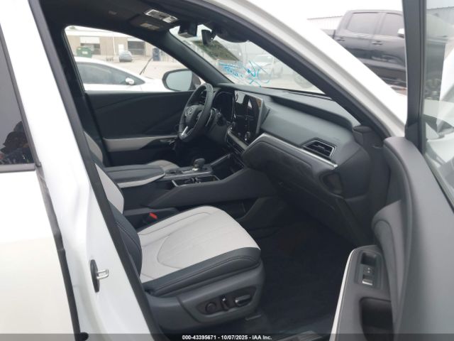 2025 LEXUS TX 500H 5TDABAB67SS009302 Photo 4