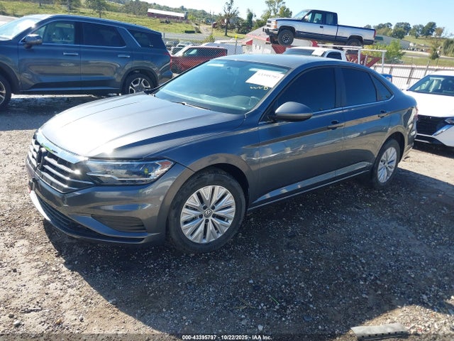 Продаж на аукціоні авто 2019 Volkswagen Jetta 1.4t S, vin: 3VWN57BU6KM251439, номер лоту: 43395797