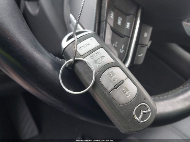 2018 MAZDA MAZDA6 JM1GL1VM1J1316042 Photo 10