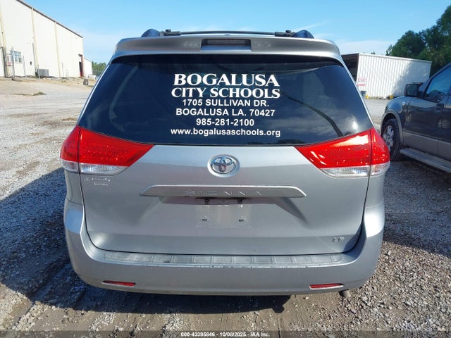 5TDKK3DC4ES465622 Toyota Sienna Le V6 8 Passenger