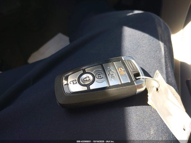 43395851 :رقم المزاد ، 1FTEW3K59SKD76119 vin ، 2025 Ford F-150 Xlt مزاد بيع