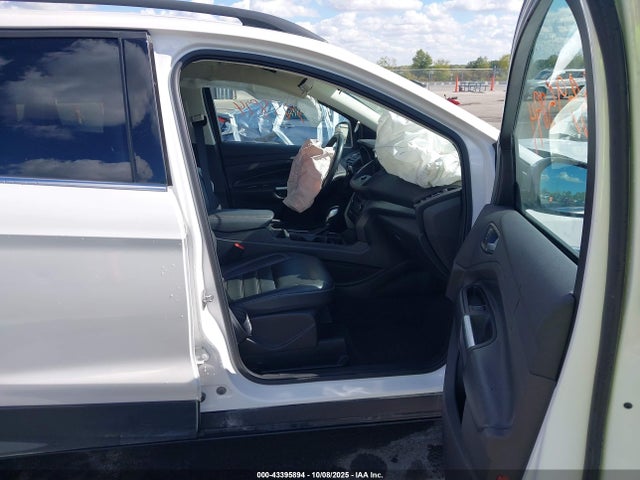 1FMCU0HDXKUA01687 Ford ESCAPE SEL