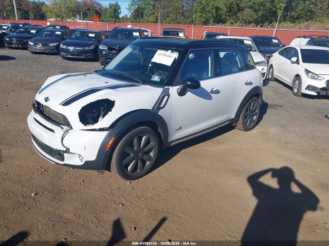 2015 MINI COUNTRYMAN WMWZC5C50FWP45840 Photo 1