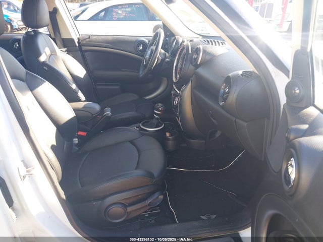 2015 MINI COUNTRYMAN WMWZC5C50FWP45840 Photo 4