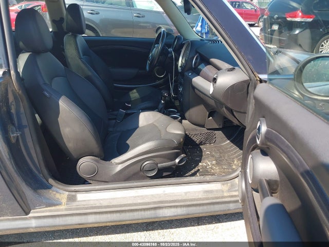 2011 MINI COOPER S WMWSV3C59BTY10180 Photo 4