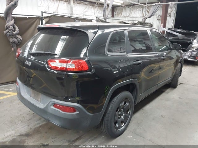 Jeep Cherokee Sport 2015 1C4PJLAB7FW684287 Image 4