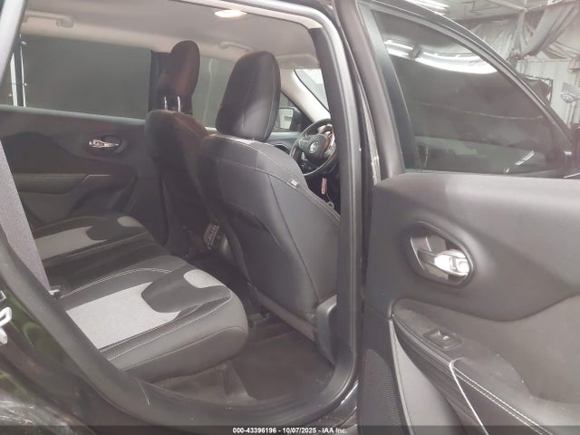 Jeep Cherokee Sport 2015 1C4PJLAB7FW684287 Image 8