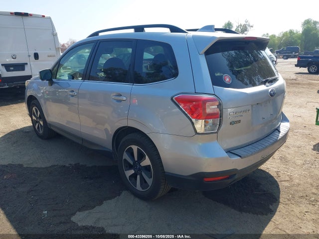 Subaru naturally aspirated u5 2017 JF2SJAJC8HH802380 Image 3