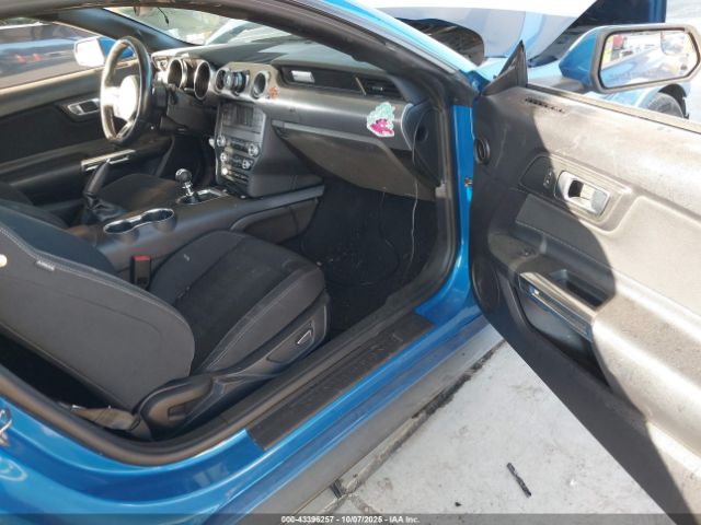 2019 FORD MUSTANG 1FA6P8CF2K5187239 Photo 4