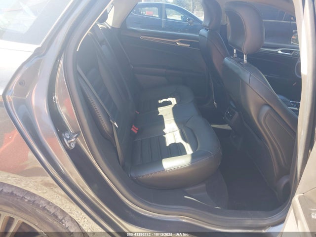 3FA6P0HD2GR211052 Ford 2016
