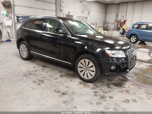 2014 AUDI Q5 HYBRID WA1C8AFP2EA060180 Photo 0