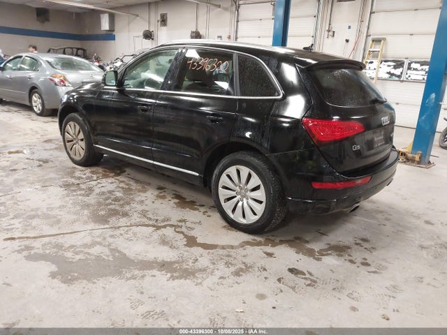 2014 AUDI Q5 HYBRID WA1C8AFP2EA060180 Photo 2