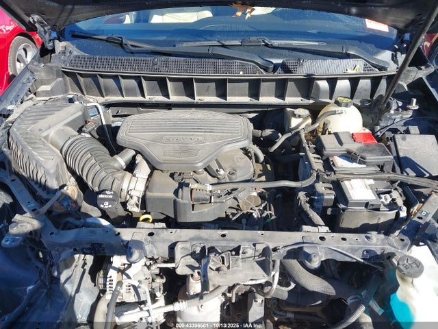 2017 CADILLAC XT5 1GYKNDRS3HZ220398 Photo 9