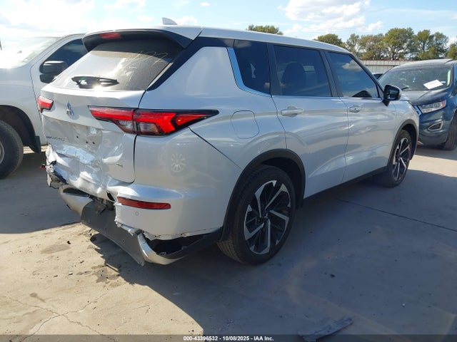 2024 MITSUBISHI OUTLANDER JA4J3VA87RZ073852 Photo 3