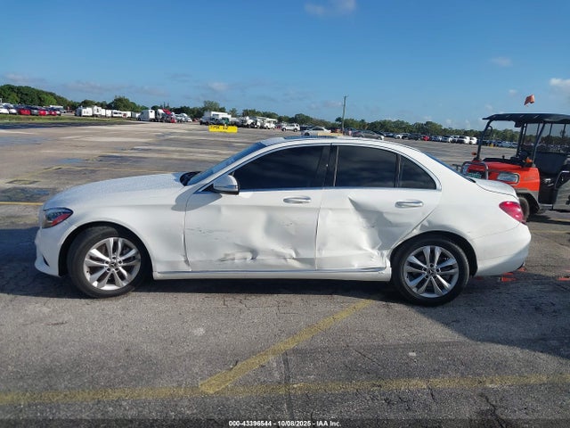 43396544 :رقم المزاد ، WDDWF8DB1KR516083 vin ، 2019 Mercedes-benz C 300 مزاد بيع