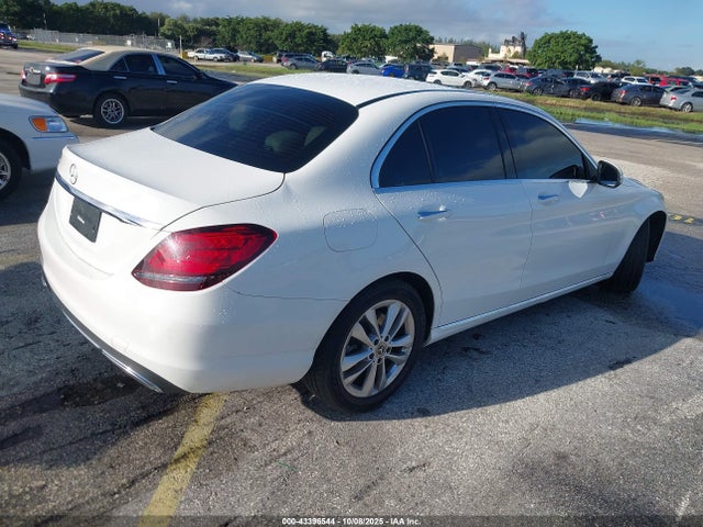 43396544 :رقم المزاد ، WDDWF8DB1KR516083 vin ، 2019 Mercedes-benz C 300 مزاد بيع