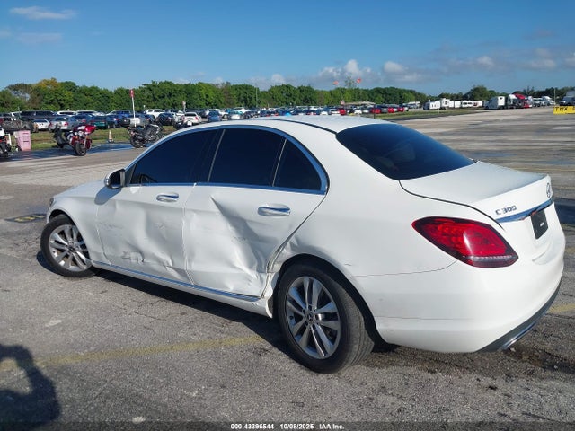 43396544 :رقم المزاد ، WDDWF8DB1KR516083 vin ، 2019 Mercedes-benz C 300 مزاد بيع