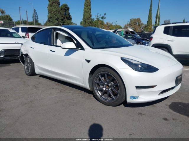 2021 TESLA MODEL 3 5YJ3E1EA6MF877864 Photo 0