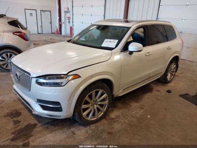 2017 VOLVO XC90 YV4A22PL4H1128108 Photo 1