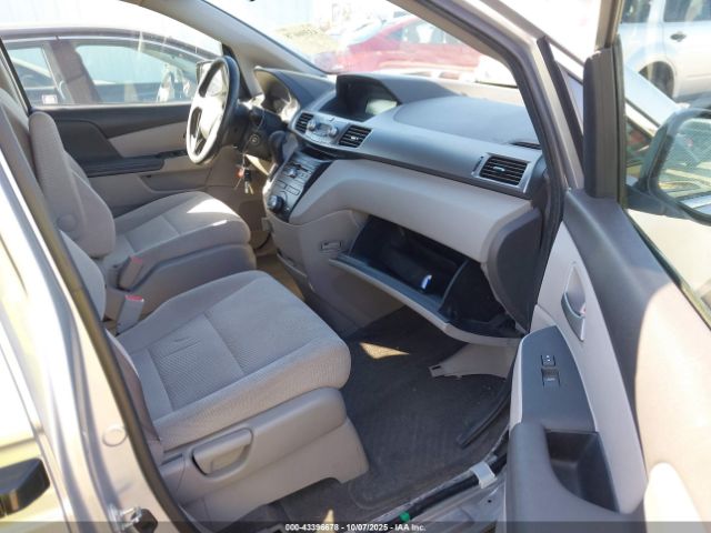 2011 HONDA ODYSSEY 5FNRL5H24BB044797 Photo 4