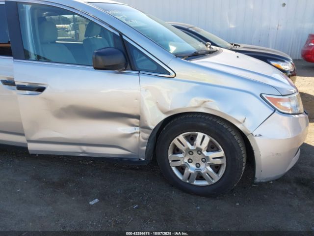 2011 HONDA ODYSSEY 5FNRL5H24BB044797 Photo 5