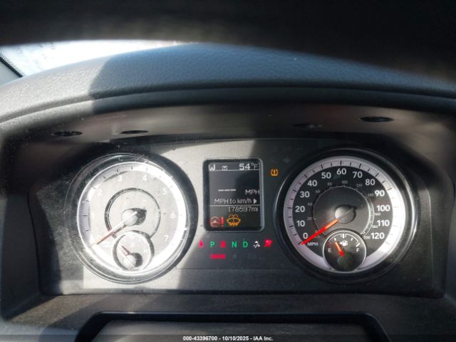 2019 RAM 1500 CLASSIC 1C6RR7LGXKS739339 Photo 6