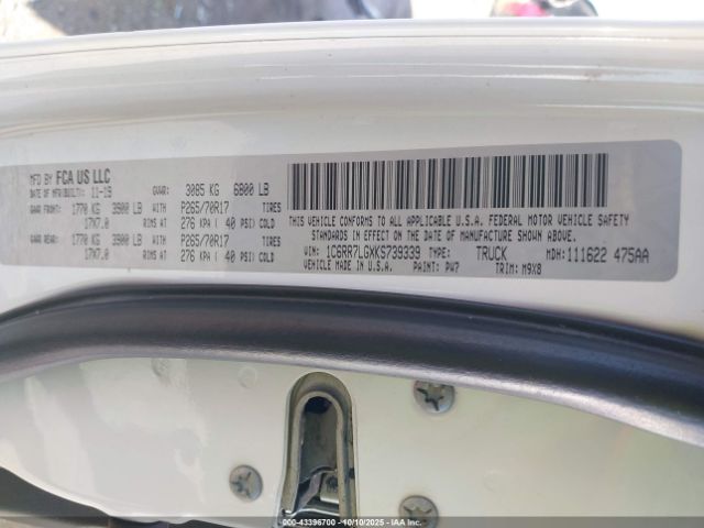 2019 RAM 1500 CLASSIC 1C6RR7LGXKS739339 Photo 8