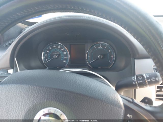 2013 JAGUAR XF SAJWA0E77D8S66444 Photo 6